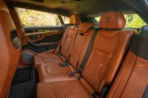 Lamborghini Urus Shiny Black Package 2018 года  (NA)